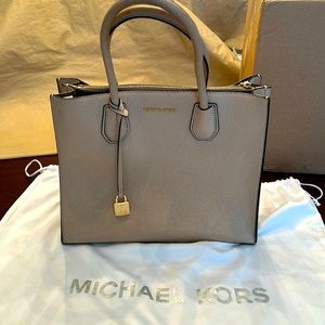 Micheal Kors bag